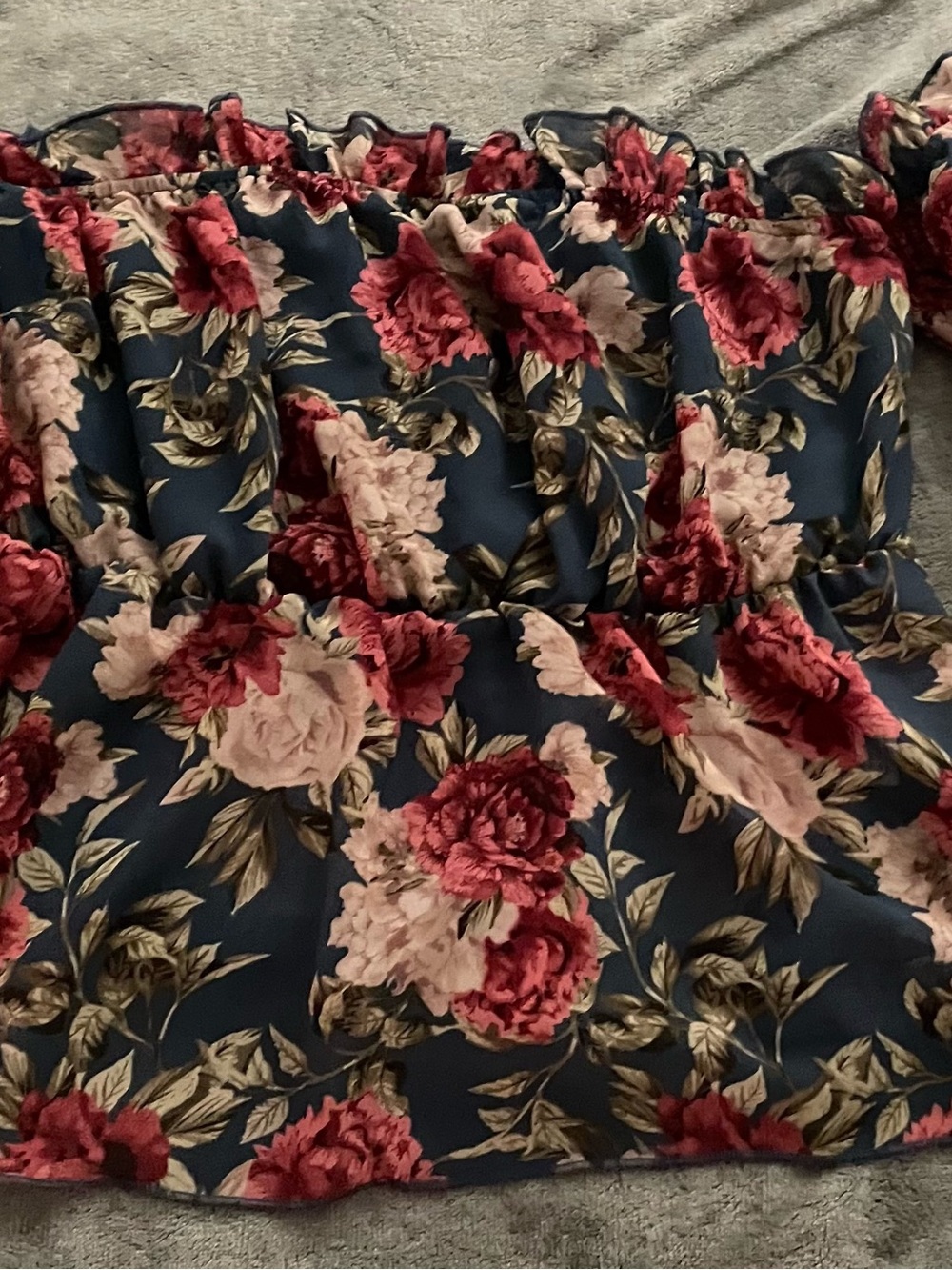SHEIN Navy Off-Shoulder Floral Blouse with Red and Blush Flowers